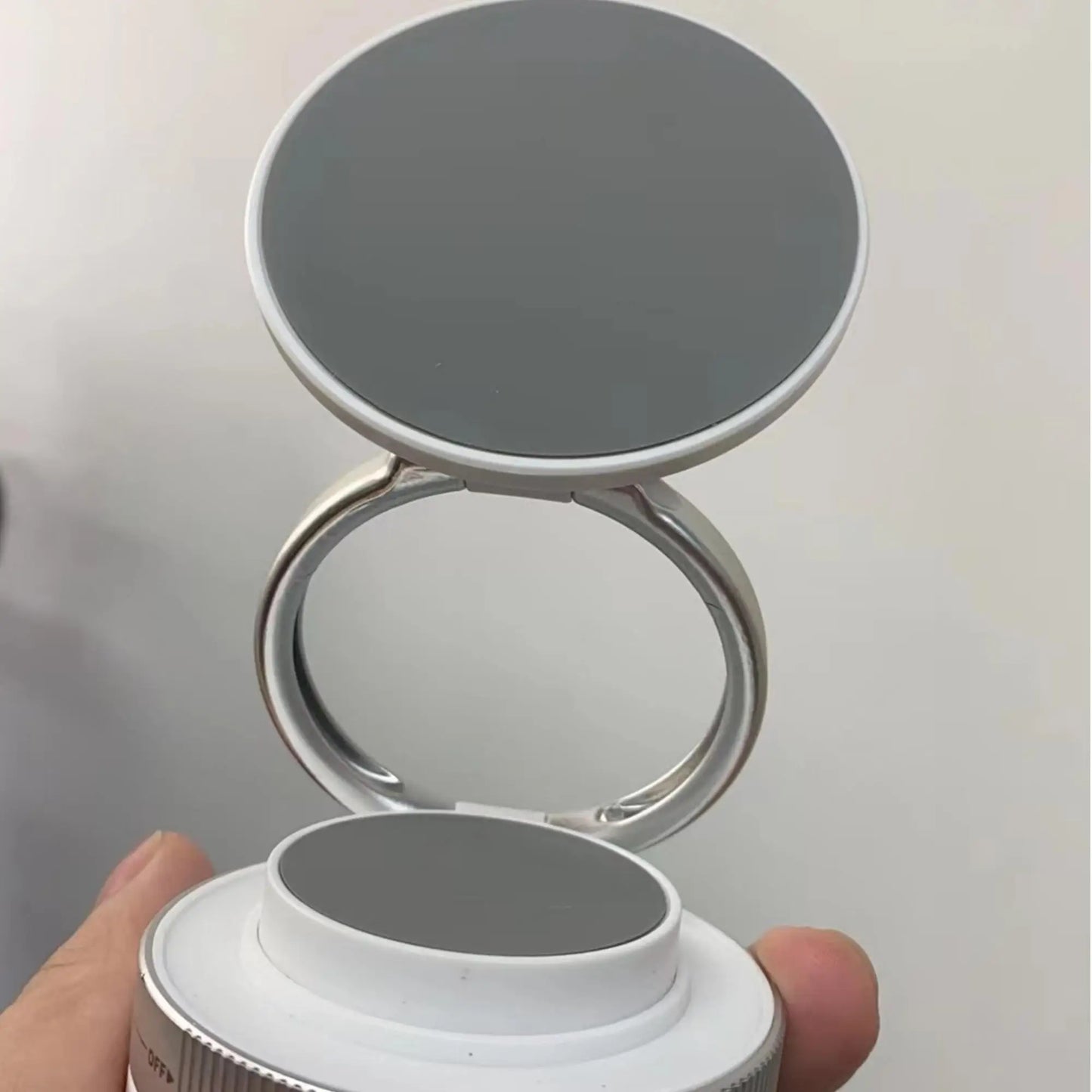 𝗦𝘂𝗽𝗽𝗼𝗿𝘁 𝗱𝗲 𝘁𝗲́𝗹𝗲́𝗽𝗵𝗼𝗻𝗲 𝗺𝗮𝗴𝗻𝗲́𝘁𝗶𝗾𝘂𝗲 𝗽𝗼𝘂𝗿 𝘃𝗼𝗶𝘁𝘂𝗿𝗲